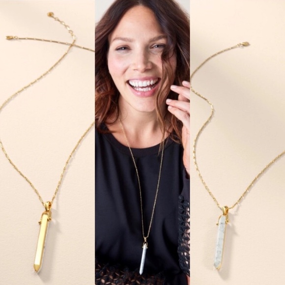 Stella & Dot Stone Rebel set in gold - Picture 3 of 4